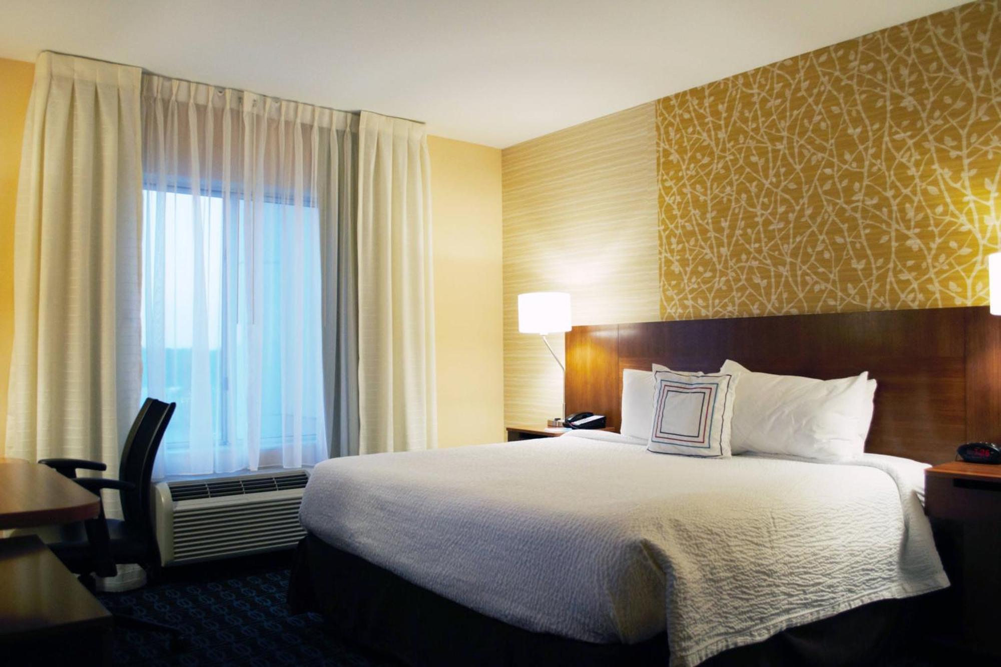 Fairfield Inn & Suites By Marriott Stroudsburg Bartonsville/Poconos Exterior photo