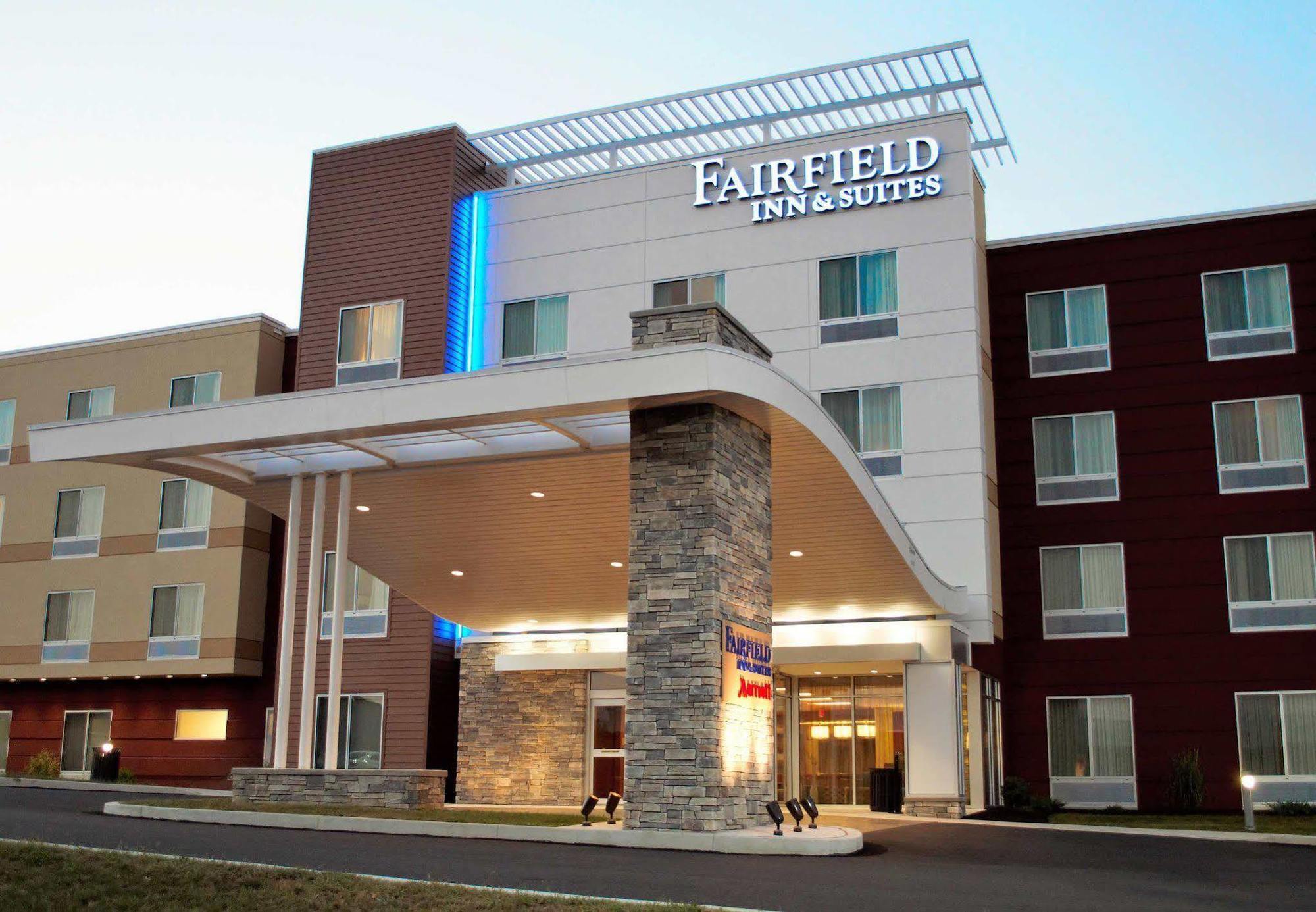 Fairfield Inn & Suites By Marriott Stroudsburg Bartonsville/Poconos Exterior photo
