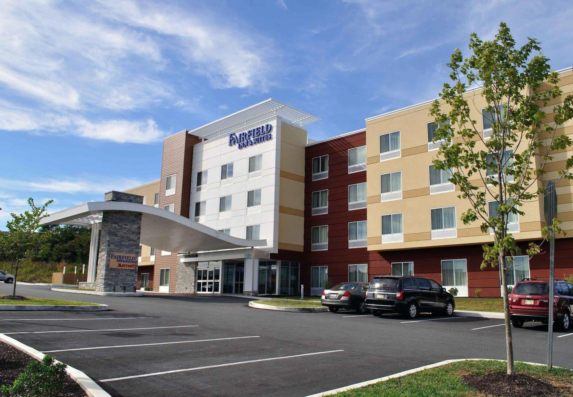 Fairfield Inn & Suites By Marriott Stroudsburg Bartonsville/Poconos Exterior photo